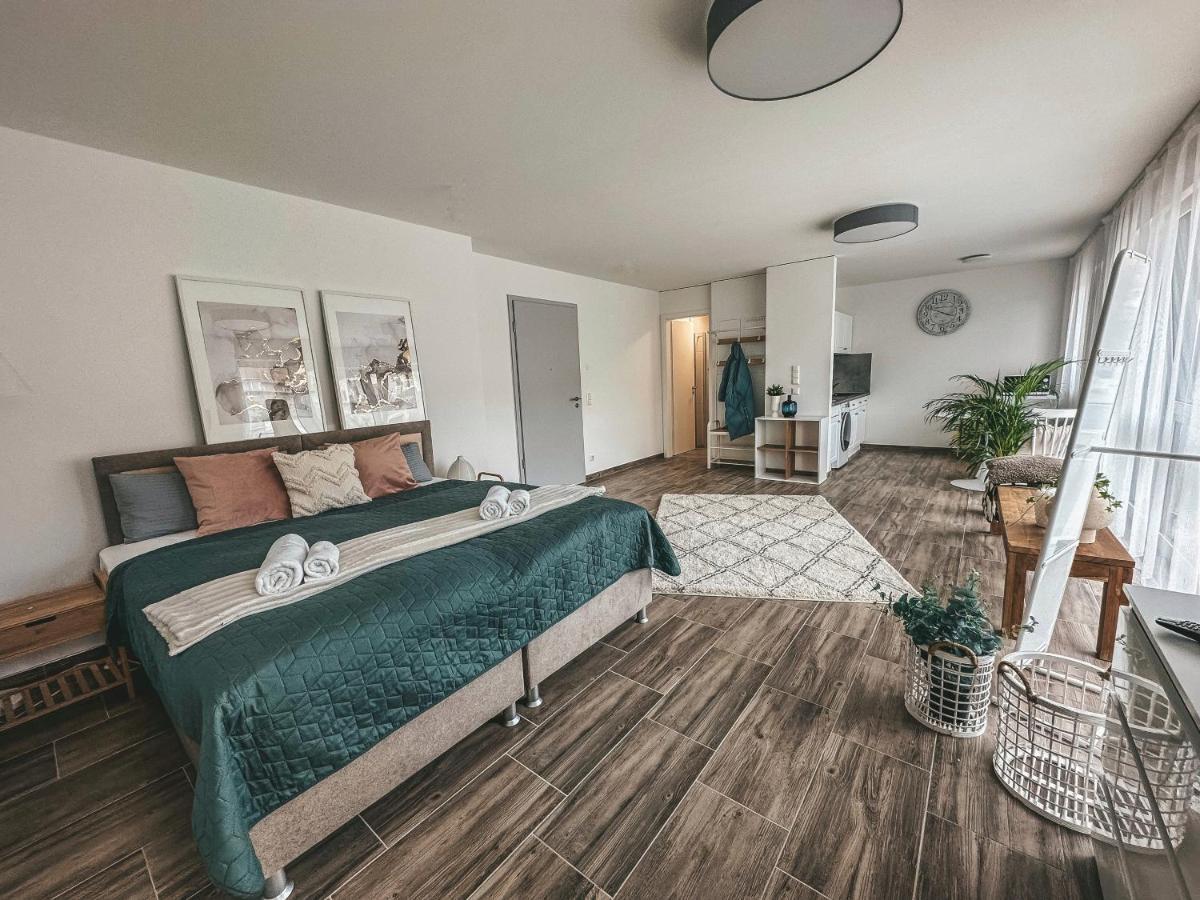 Sali Homes Elegant And Stylish Retreat In Heart Of Bayreuth, Close To River Dış mekan fotoğraf