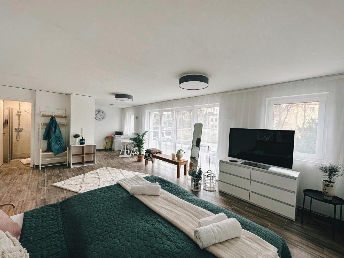 Sali Homes Elegant And Stylish Retreat In Heart Of Bayreuth, Close To River Dış mekan fotoğraf
