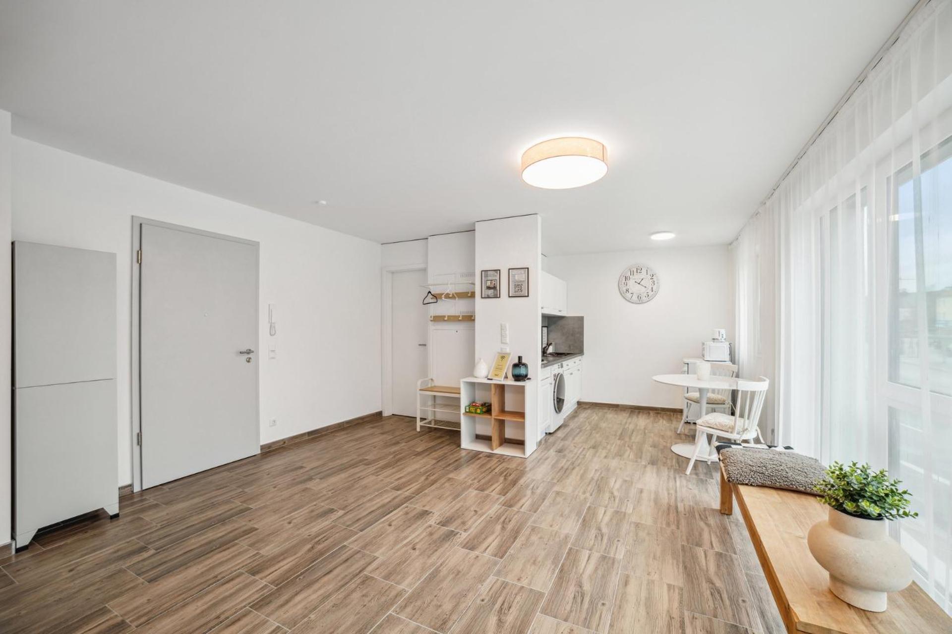 Sali Homes Elegant And Stylish Retreat In Heart Of Bayreuth, Close To River Dış mekan fotoğraf