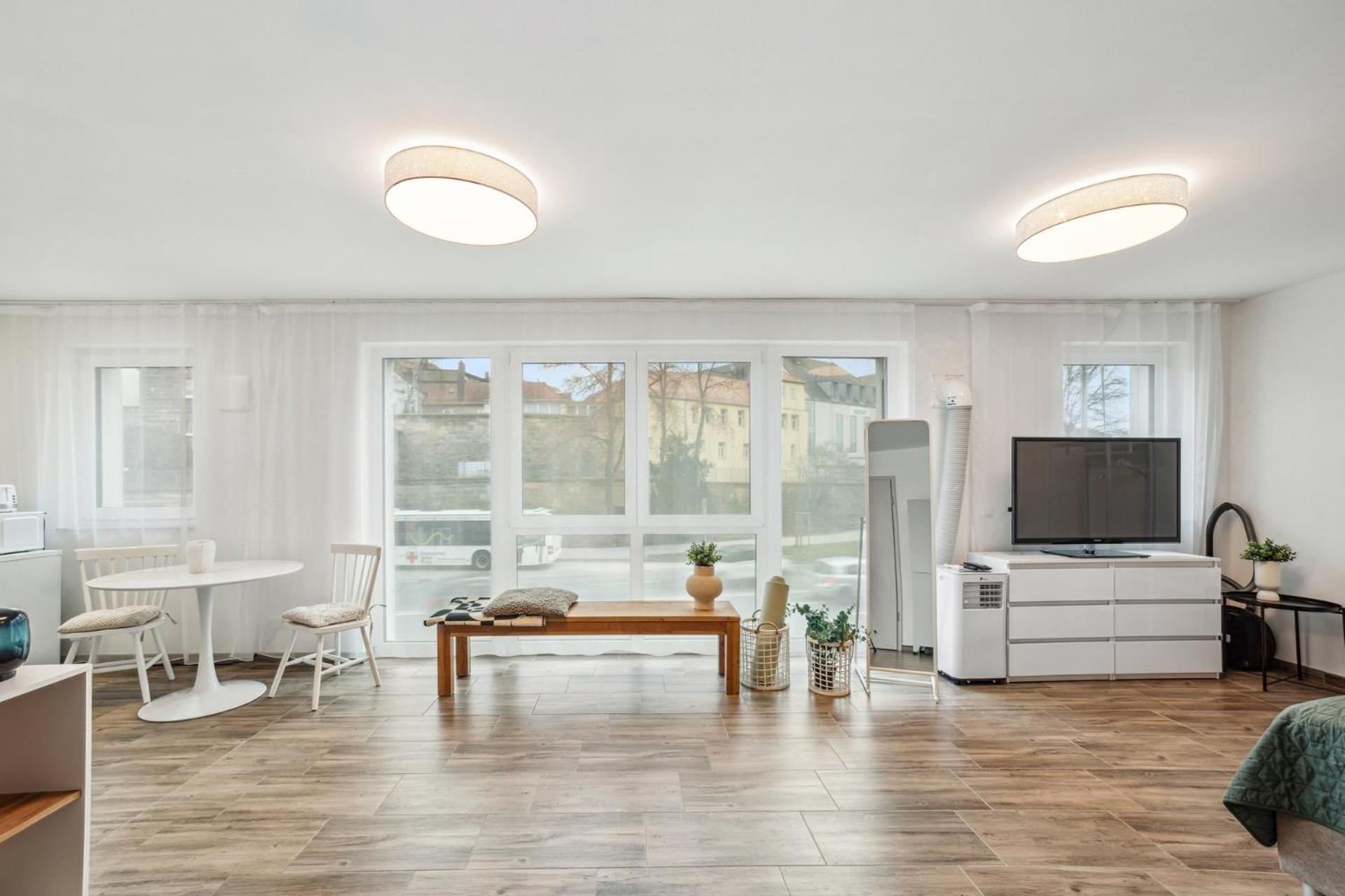 Sali Homes Elegant And Stylish Retreat In Heart Of Bayreuth, Close To River Dış mekan fotoğraf